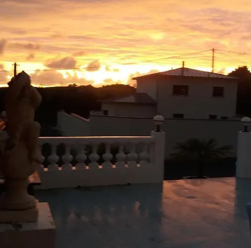 Nocleg ze śniadaniem Les De Veronique, Chez Veronique Olive 4*