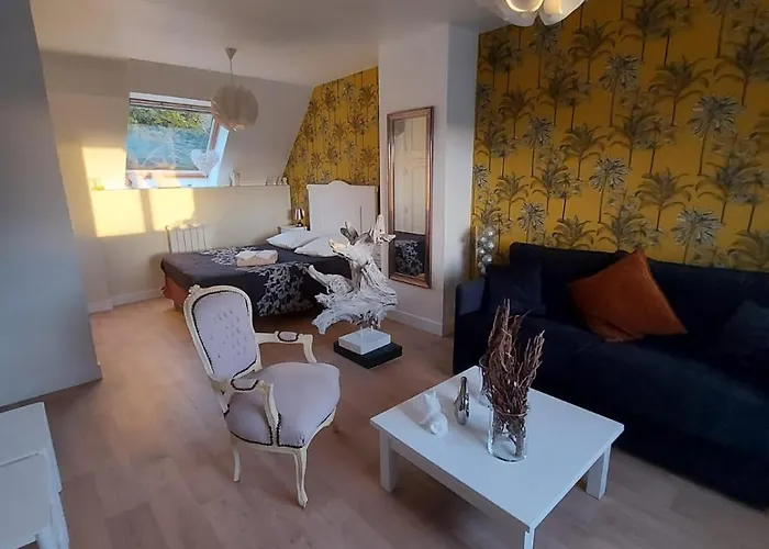 Les De Veronique, Chez Veronique Olive Alojamento de Acomodação e Pequeno-almoço 4*